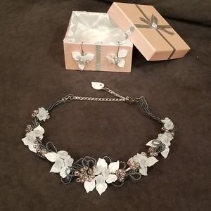 Necklace & earring set